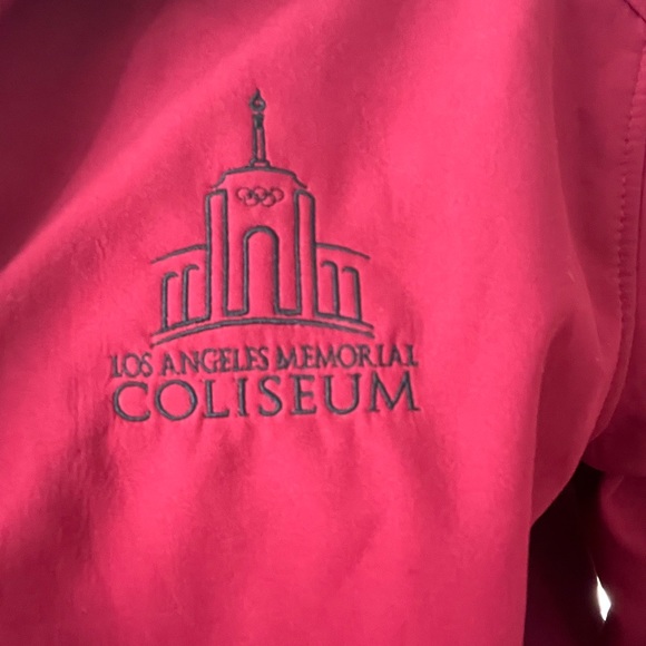 vintage red bomber jacket, Los Angeles memorial coliseum, medium - Picture 4 of 4